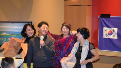 2016년 한인회 주최 송년의 밤 행사 사진 (2) - 사진 제공: Ko사랑닷넷